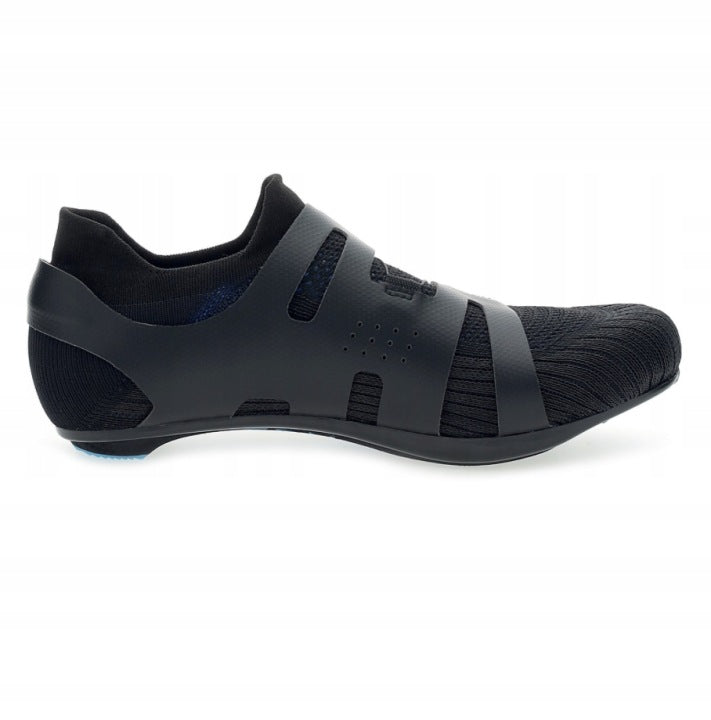 Shoes wpinane w pedały UYN Man Naked Full-Carbon Shoes szosowe